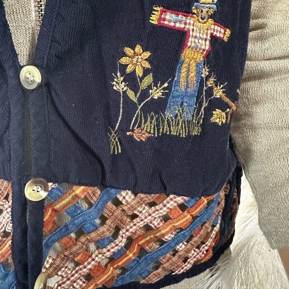 Vintage Fall Vest - Picture 3 of 5